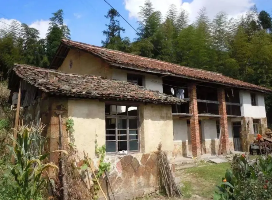 國土資源部關于在條件成熟地區先行試點探索農村宅基地流轉和有償退出工作的提案復文摘要