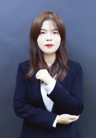 云合律師康娜